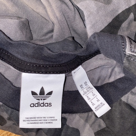 Adidas camo shirt - Picture 3 of 3